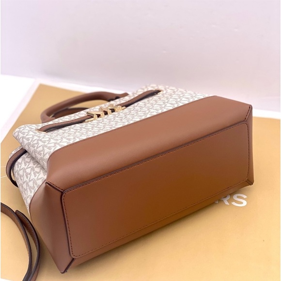 Michael Kors Reed Small Belted Satchel Shoulder Crossbody Bag MK Vanilla - Picture 6 of 10